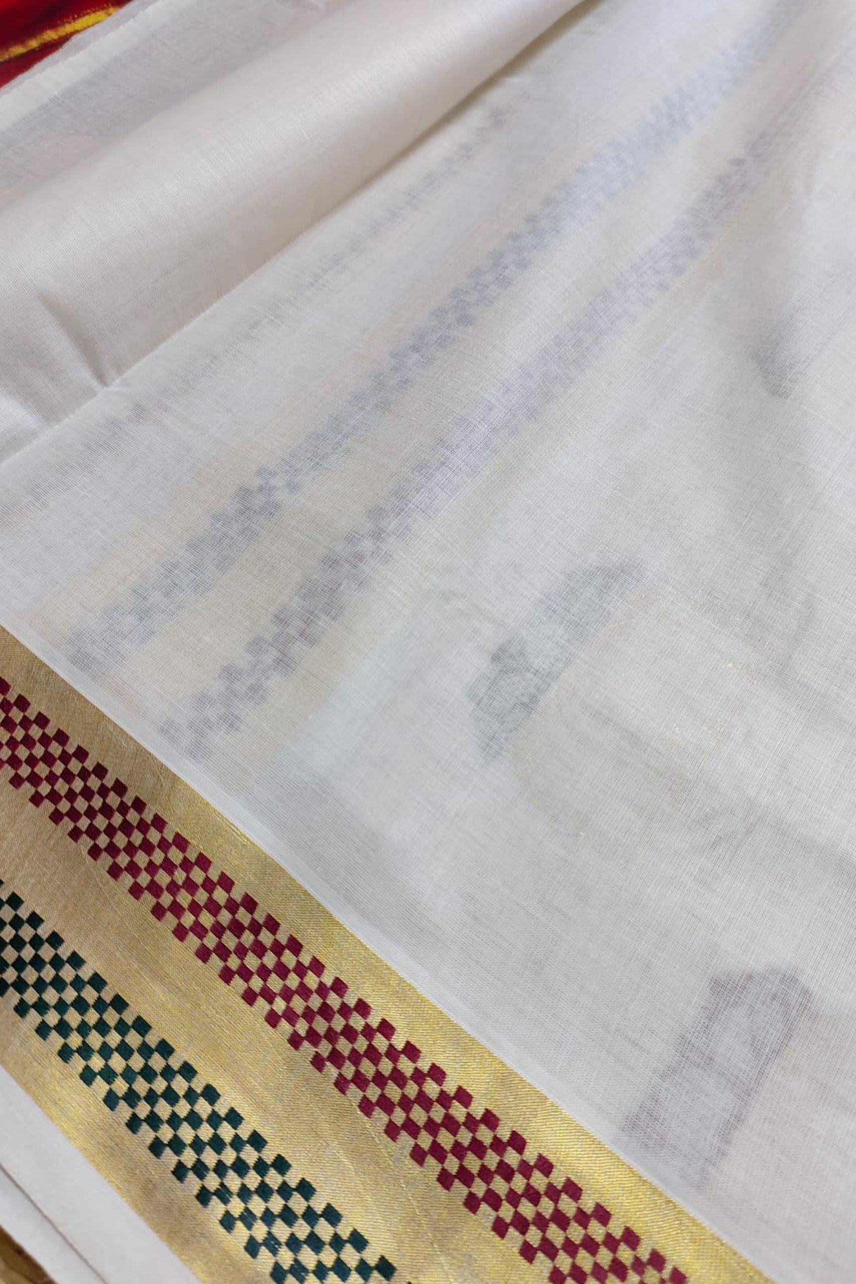 Lotus Weaving Cotton Saree
