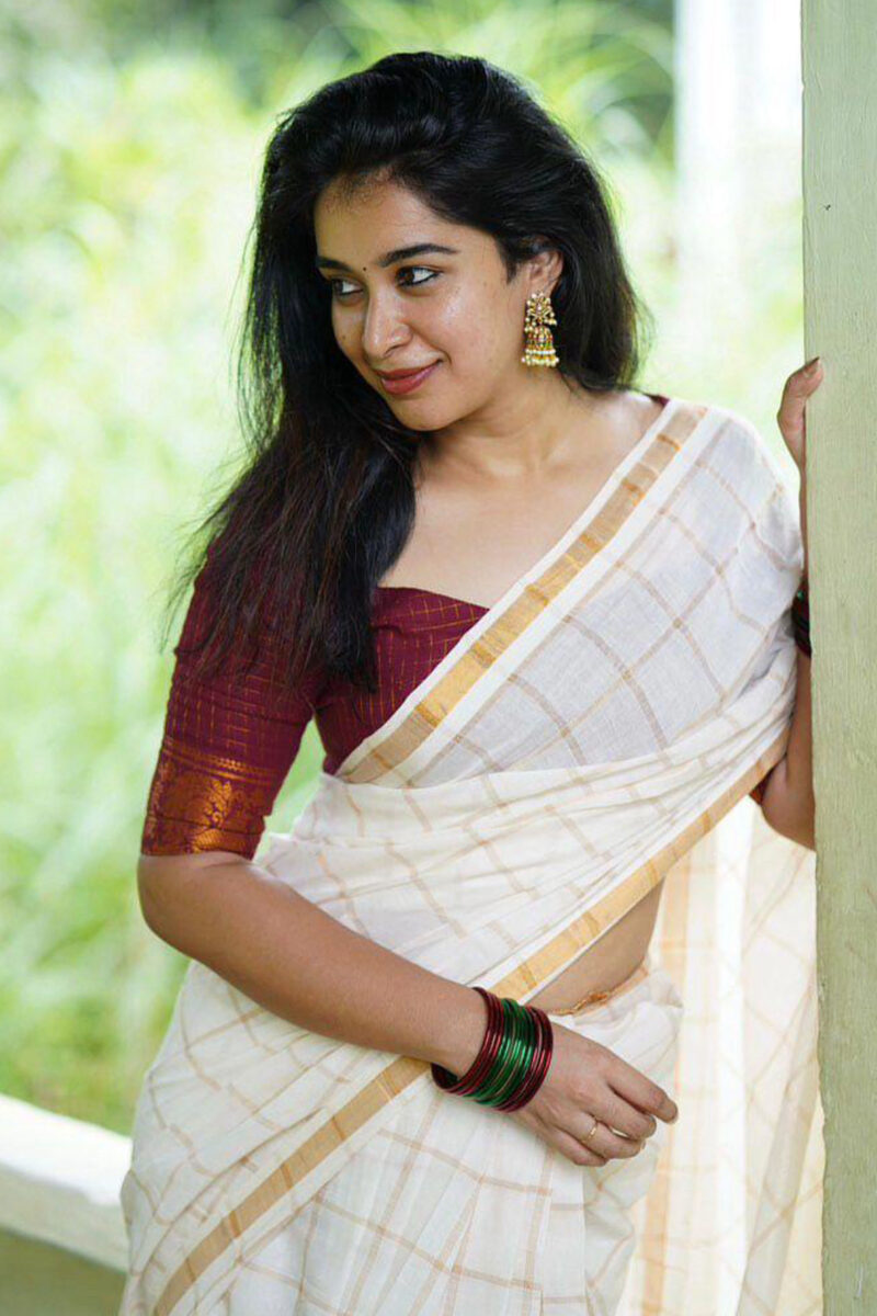 Kasavu Sungudi Check Saree