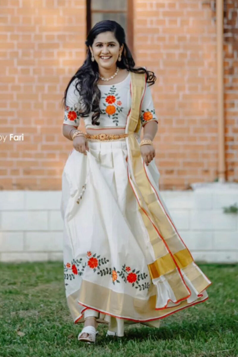 Kasavu Orange Flower Dhavani
