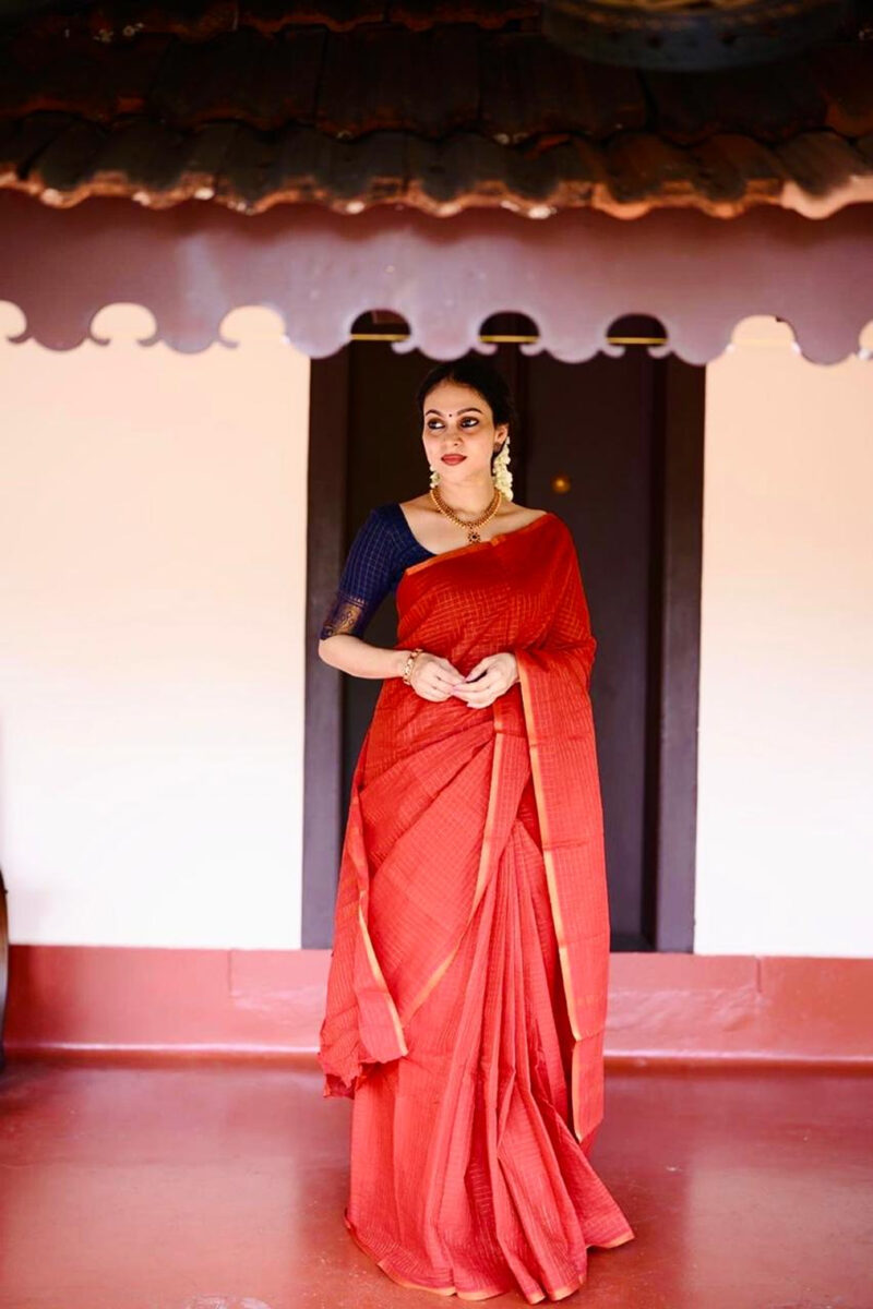 Sungudi Red Saree