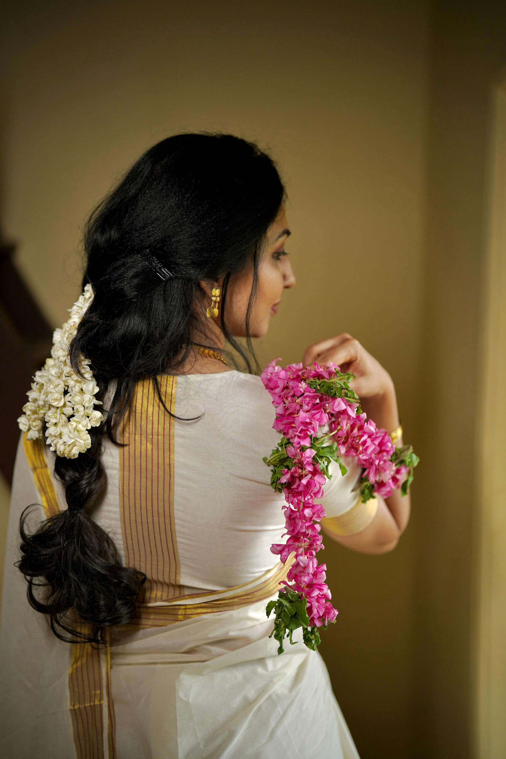 Kasavu Red Gold Border Saree