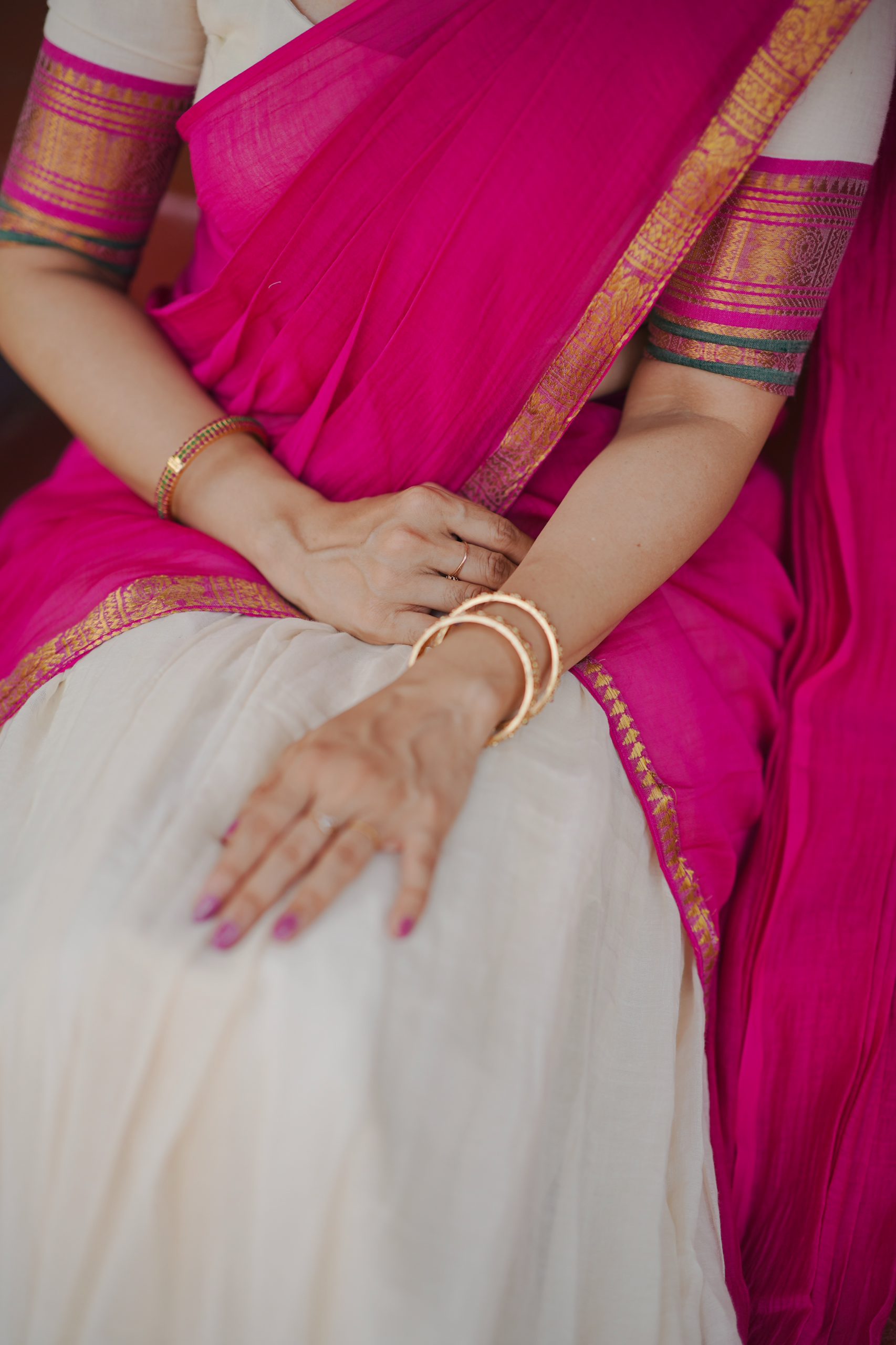 Rani Pink-Mul Cotton Dhavani