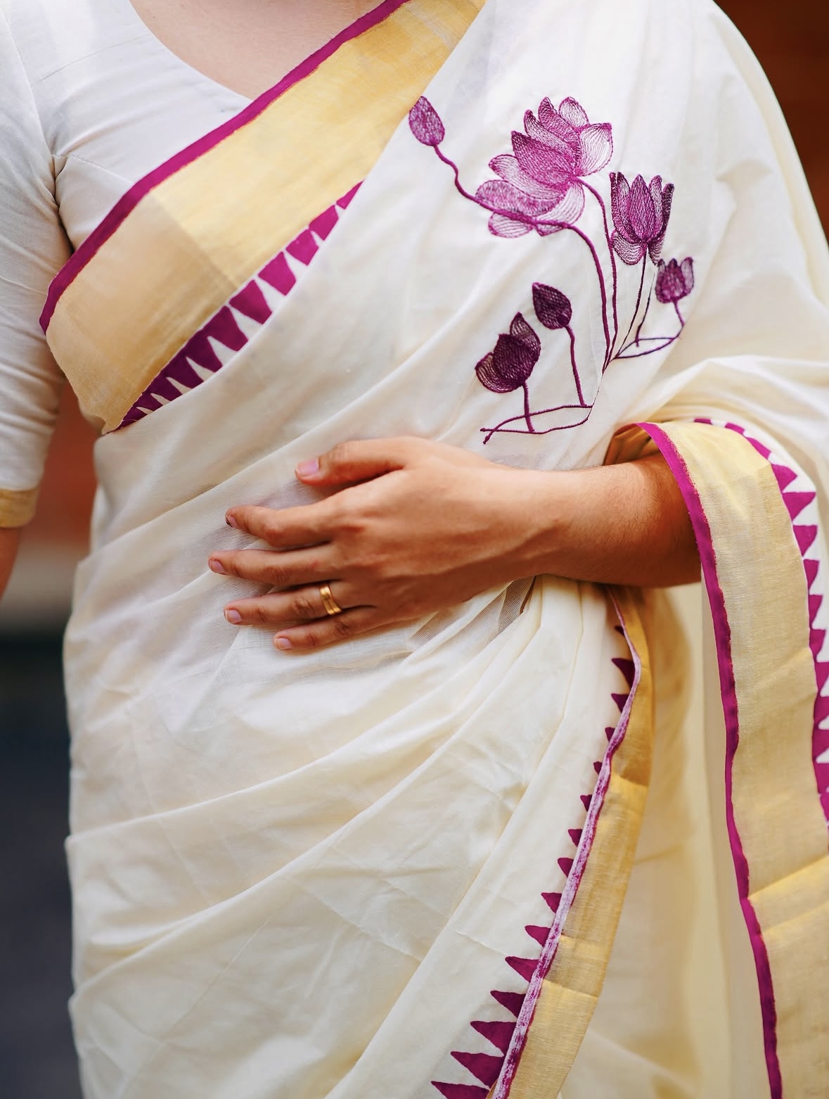 Kerala Kasavu soft cotton Embroidery Saree