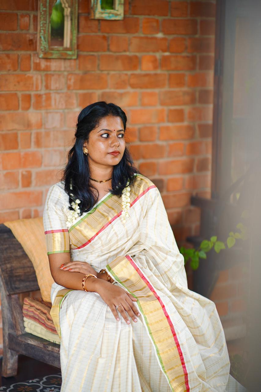 Green Red Border Saree