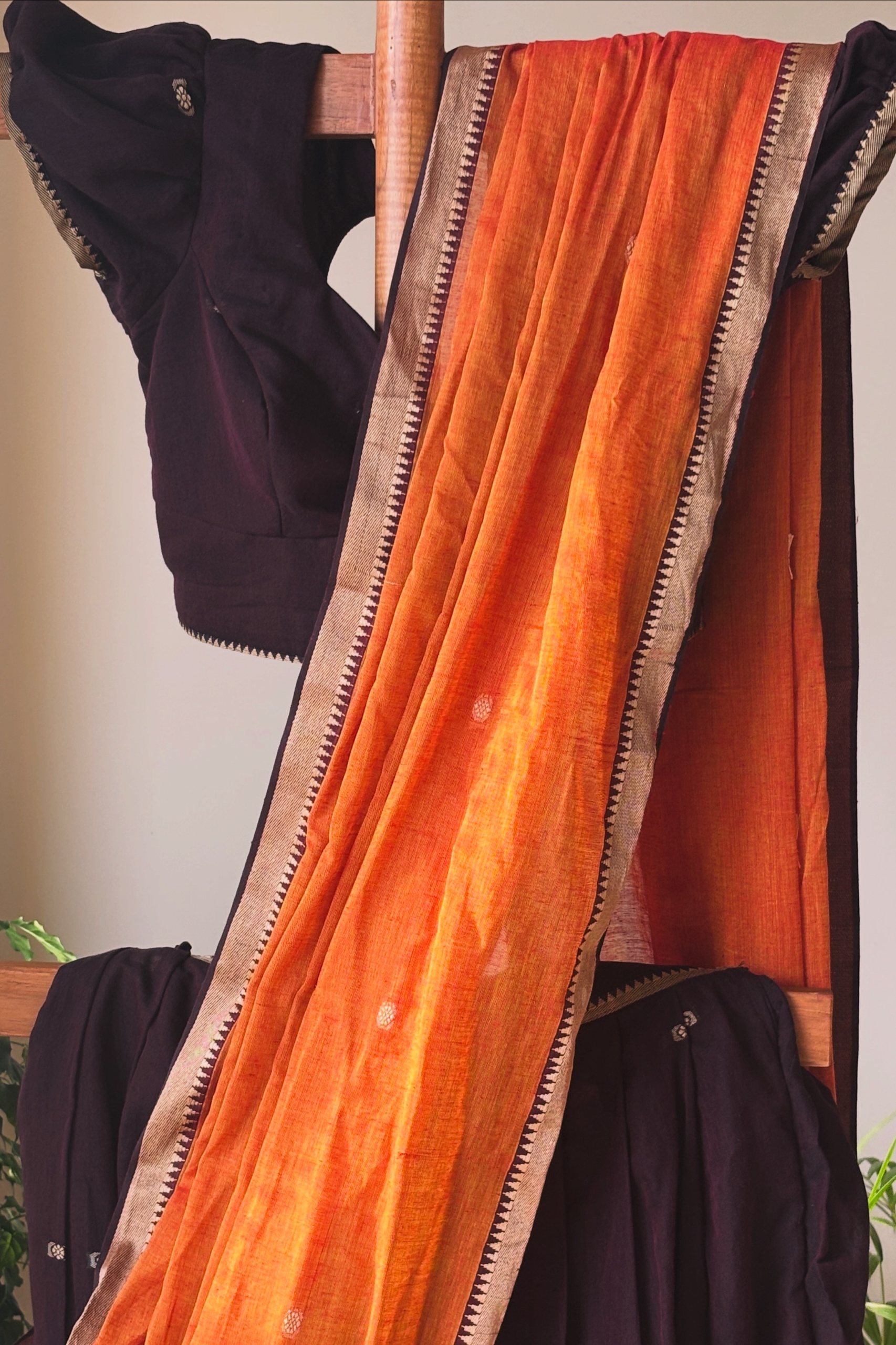 Narayanpet Deep Brown & Orange Dhavani